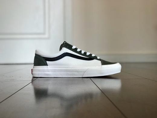 VANS STYLE 36 新款白橘拼色 橘子汽水板鞋、权志龙短头 绿色黑条 蓝色黑条  红色绿条 官方货号：VN0A3DZ3VXY  尺码：35--44  工艺：硫化1:1 商品图0