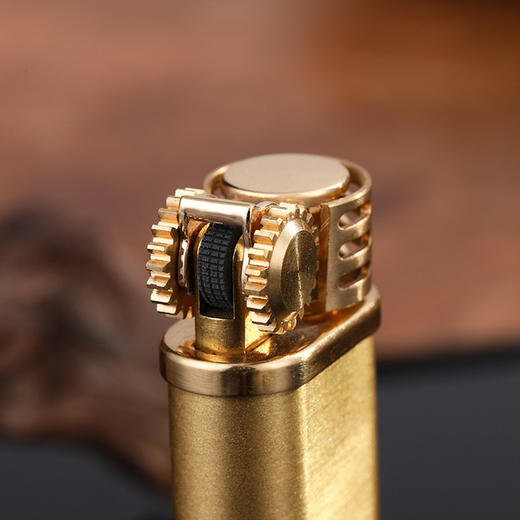 「现代简约时尚纯铜煤油打火机」轻奢主义 轻松口袋便携式原铜大油机 商品图3