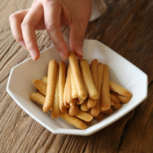 东济堂 二芽饼炒麦芽、小麦胚芽 宝宝手指饼干磨牙棒（快递发货易碎不影响食用，介意慎拍） 商品图0