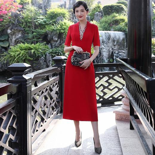 DLQ-A2008新款优雅气质钉珠礼服裙 商品图0