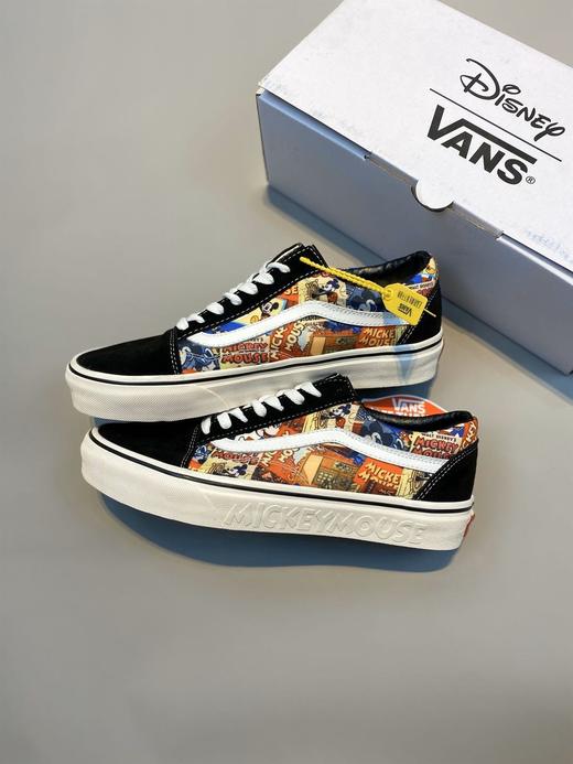 Vans/范斯 亚洲限定联名 Disney MICKEY MOUSE 米奇90周年纪念款 高帮 低帮 男女板鞋情侣帆布鞋。 码数：35-44 商品图4