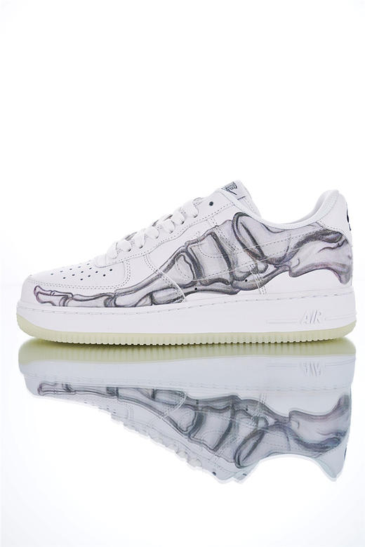耐克Nike Air Force 1 '07 万圣节限定配色 进口头层硬质牛皮面 空军一号经典百搭休闲运动板鞋 夜光脚骨骷髅透视 商品图0