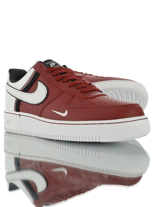 耐克Nike Air Force 1 ´07 LV8 硬质牛剖层移膜革 内置全掌air sole气垫 空军低帮经典百搭休闲运动板鞋 皮革暗红白黑 商品图1