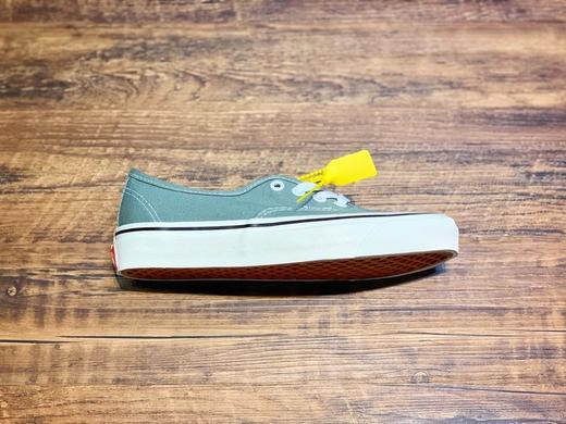 Vans Authentic 安纳海姆系列 夏日小清新帆布硫化板鞋  尺码：35  36 36.5 37 38 38.5 39 40 40.5 41 42 42.5 43 44 商品图9