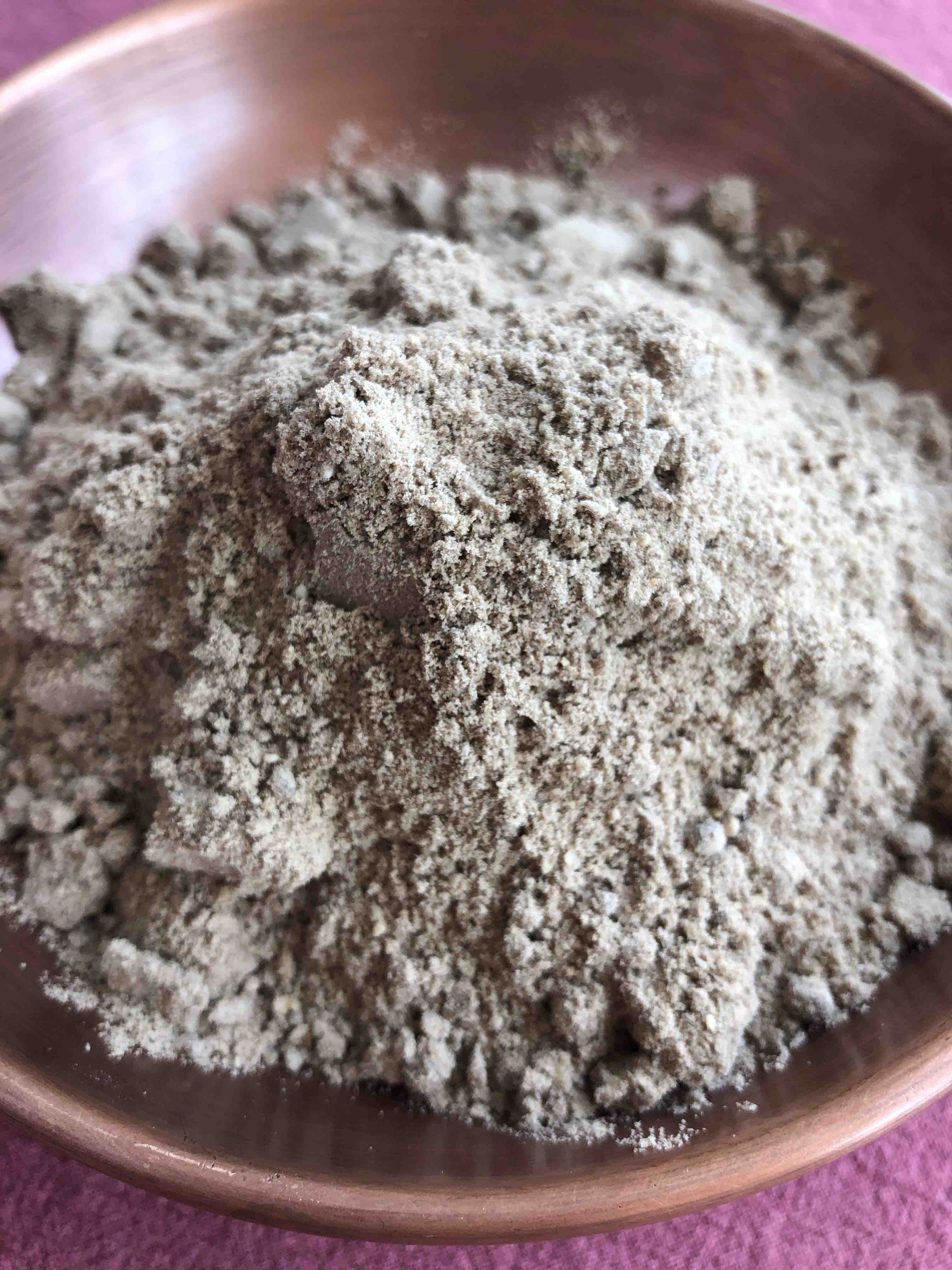 纯净烟供粉内含大自在甘露丸加持满满包邮送藏香咒轮三盒有烟供盘选