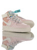 耐克Nike Wmns Air Force 1 High UT 替换LOGO魔术贴 原模具开发打造 采用移膜革荔枝皮材质 内置全掌air sole气垫 皮革樱花粉米白拼接 商品缩略图1