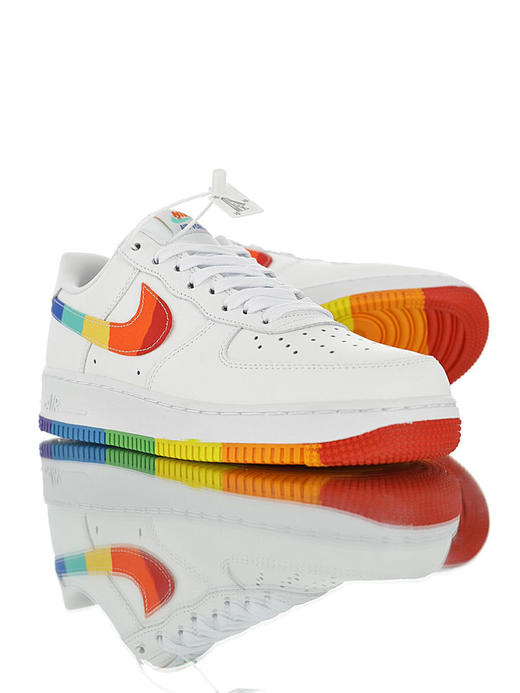 耐克Nike Air Force 1 '07 LX"Betrue" 骄傲月限定 硬质牛剖层移膜革 内置全掌air sole气垫 空军一号经典低帮百搭休闲运动板鞋 皮革分段彩虹 商品图1