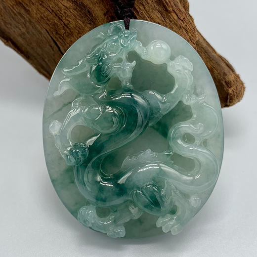 派瑞翡翠 翡翠龙牌 糯种 飘花 商品图0