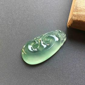 高冰到玻璃种晴水飘绿花翡翠如意