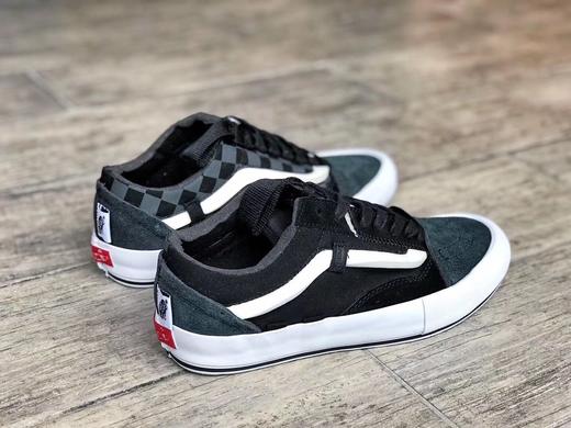 独创解构风格 Vans Vault Old Skool Cap LX  棋盘格 黑色 灰色解构低帮硫化板鞋新一代系列 2019年Vans革旧创新之作！夸张大胆到极致的解构主义。 Size：35--44 商品图2