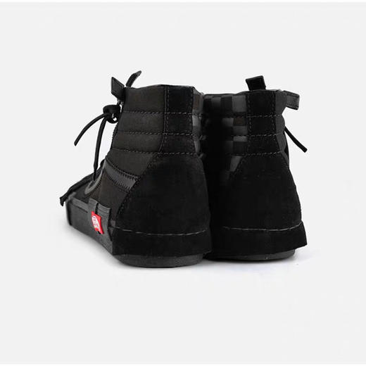 新一代解构Vans Vault Sk8-Hi Cap LX 解构主义高帮帆布板鞋 棋盘格 灰格子 白格子 蓝格子 质感十足的翻毛皮、拉链设计、粗犷的走线，都颇具辨识度  Size：40--44 商品图5