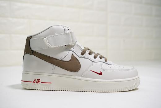 耐克Nike Wmns Air Force 1 High “Medium Olive” '07 LV8  空军一号经典高帮百搭休闲运动板鞋 全白橄榄绿 奶白褐勾 商品图5