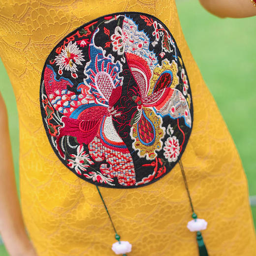 AQX-17新款复古中国风立领收腰低开叉改良旗袍 商品图2