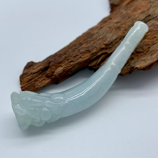派瑞翡翠 翡翠烟嘴 糯种 浅绿色 商品图1
