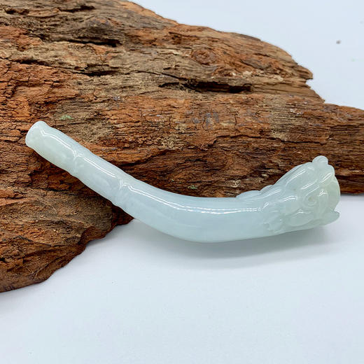 派瑞翡翠 翡翠烟嘴 糯种 浅绿色 商品图0