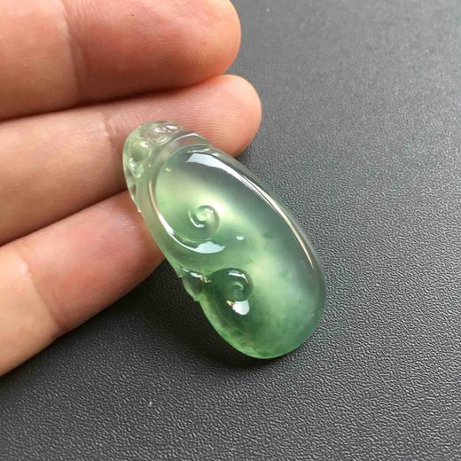 高冰到玻璃种晴水飘绿花翡翠如意 商品图7