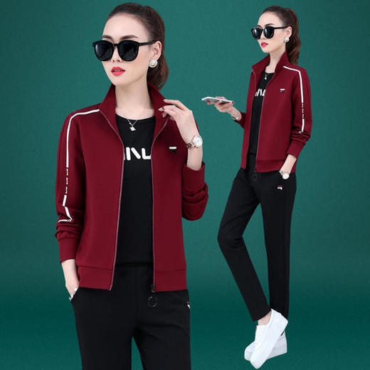 SP-859823春夏新款时尚气质百搭运动套装三件套 商品图3