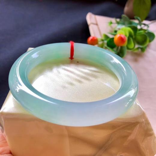果冻翡翠圆条手镯 尺寸58.