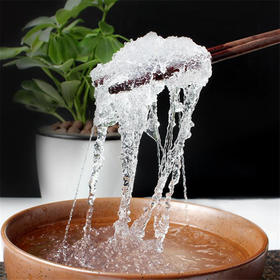 云南拉丝雪燕，晶莹剔透，口感丝滑