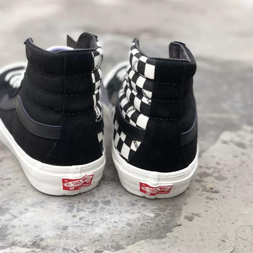 VANS SK8-Hi Style 138 LX Vault高端硫化支线鸳鸯棋盘格高帮半月包头红白板鞋 官方货号：VN0A3DP9VQC 红格 蓝格 黄格 黑格 尺码：35-44 商品图8