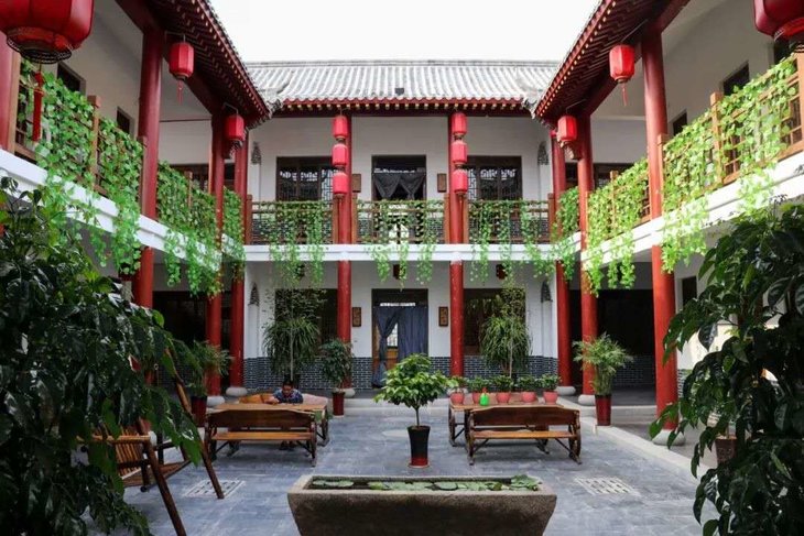 魏集古村落民宿可谓跨越了时空界限,这里既有北方的四合院结构,又有