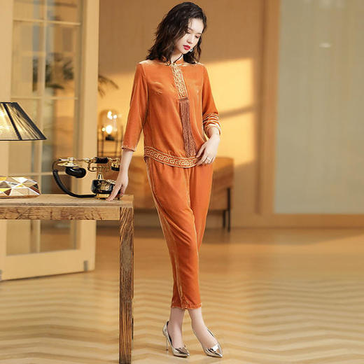 AYK-QF-190901早春民国风流苏植绒立领刺绣改良唐装套装 商品图0