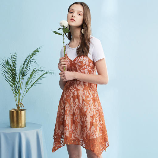 欧芮儿 夏装新款吊带连衣裙女套装 商品图1