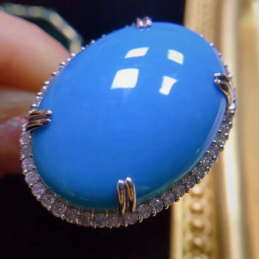 天然睡美人蓝松石戒指豪华镶嵌钻石195克拉蓝松石尺寸3022mm净重20克