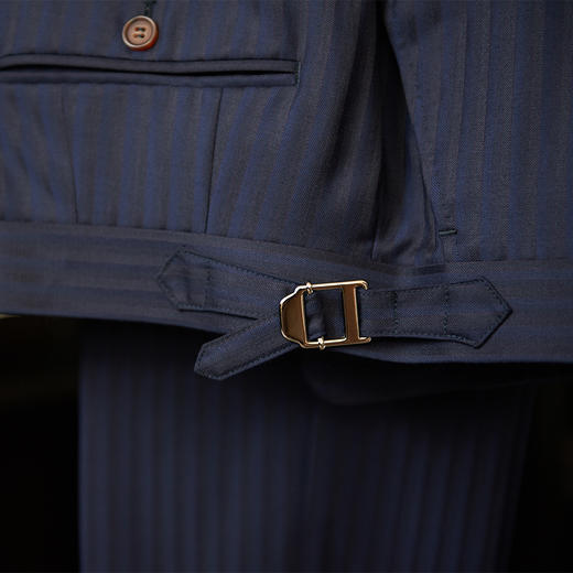 Scabal Londoner Super 140's 深蓝色暗条纹全麻衬套装 商品图3