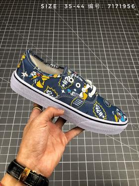 Vans Classic Slip-On米奇联名 卡通米老鼠印花帆布一脚蹬 经典情侣休闲滑板鞋