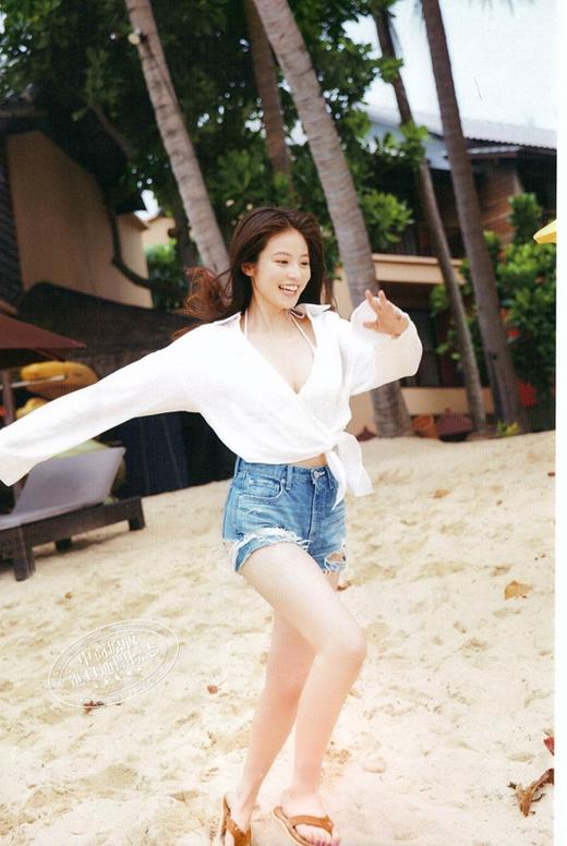 预售 【中商原版】美樱 日文原版 今田美桜写真集 ラストショット 三宮幹史 今田美樱 商品图3