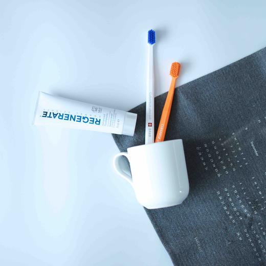 瑞士进口curaprox5460细软毛牙刷 商品图1