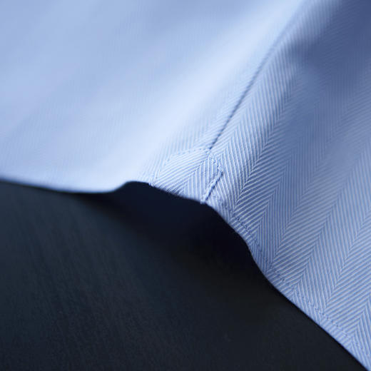 Canclini 80支埃及棉淡蓝色人字纹意式工艺衬衫 商品图7