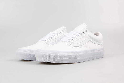 万斯经典硫化工艺  VANS Old Skool  经典的帆布全帆布纯黑 纯白 情侣男女鞋百搭常青款。Size：35 36 36.5 37 38 38.5 39 40 41 42 42.5 43 44 商品图2