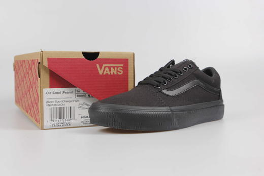 万斯经典硫化工艺  VANS Old Skool  经典的帆布全帆布纯黑 纯白 情侣男女鞋百搭常青款。Size：35 36 36.5 37 38 38.5 39 40 41 42 42.5 43 44 商品图0