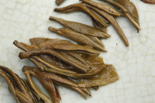 糯香爽滑  生津绵长  福海元龙·勐海千云七子饼茶 特印青饼（2015） 商品图13