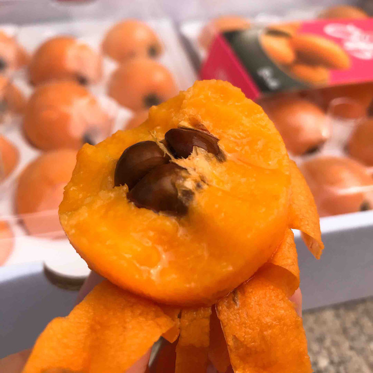 长崎枇杷日本品质一箱两小盒约2斤润甜多汁