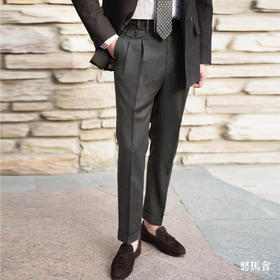 Vitale Barberis Canonico 羊毛羊绒棕色意式工艺裤装