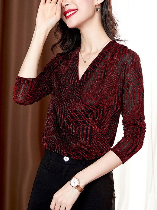 NRJ-9981春季新款印花V领长袖打底衫 商品图0