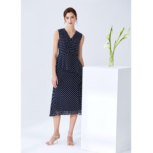 下架-EITIE爱特爱夏季新款洋气波点无袖收腰雪纺下摆不规则小上衣5913630 商品图1