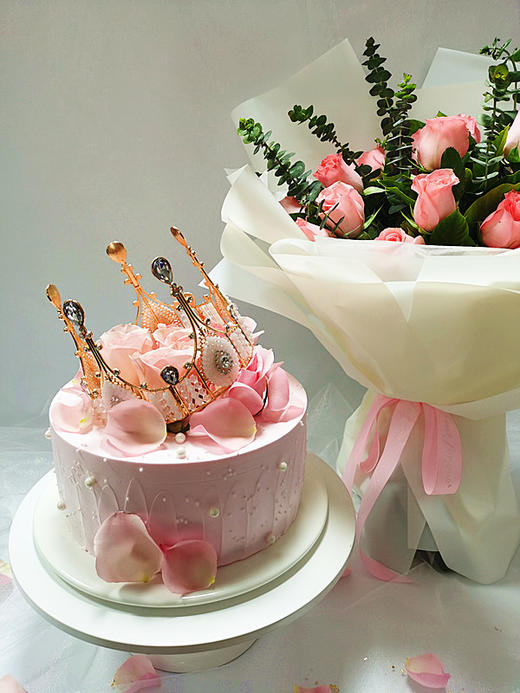 『蛋糕粉色佳人2.5磅、小确幸19支粉玫瑰』单品/组合 商品图1
