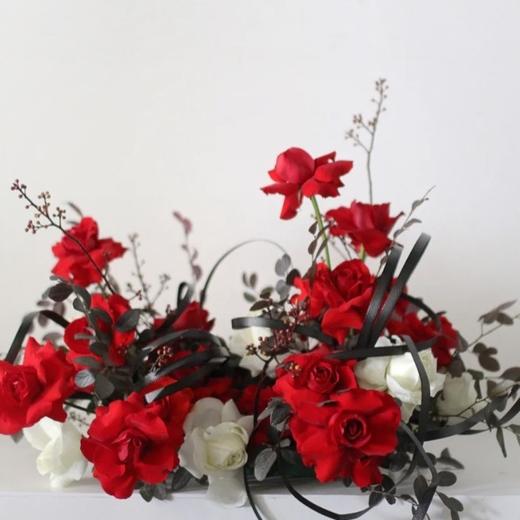 红玫瑰平铺桌花 商品图0