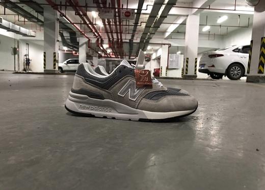 New Balance 新百伦 CM997HPL 复古休闲跑步鞋 EVA缓震中底高级猪八材质 商品图5