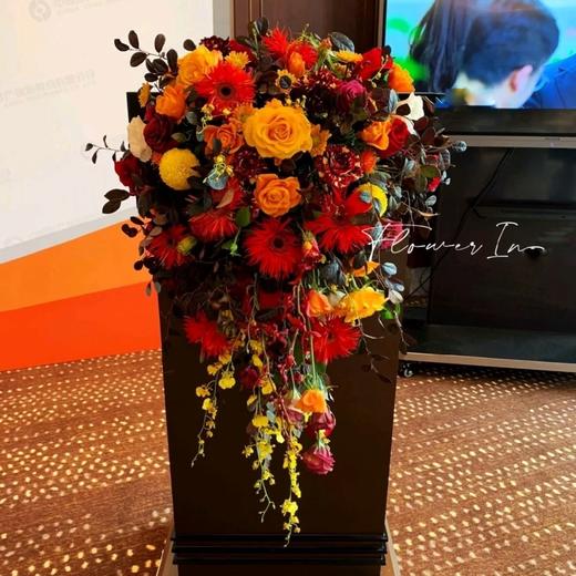 复古色系悬挂式讲台插花 商品图0