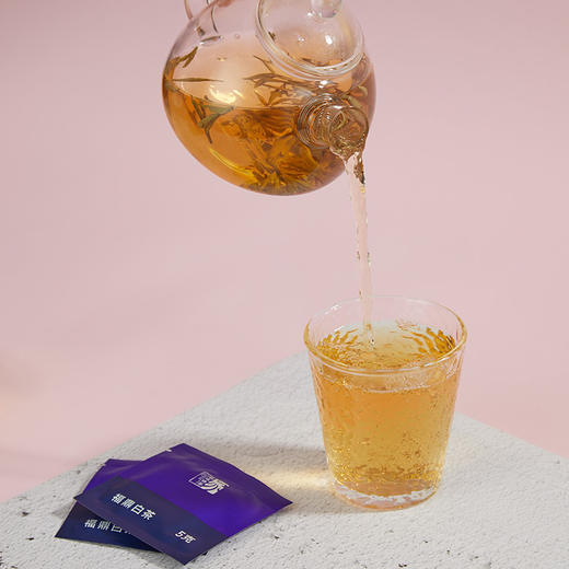 大家系列丨 2019年 宇宙 白毫银针 60g（5g*12片） 商品图3