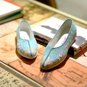 内联升女鞋手工单鞋千层底IP衍生系列九州牧云记(凝之语)尖口淑女鞋MY8638