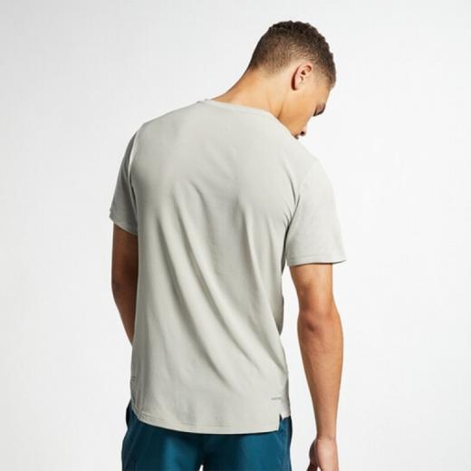 【特价】Nike耐克 Techknit SS NV 男款运动休闲短袖T恤 商品图1