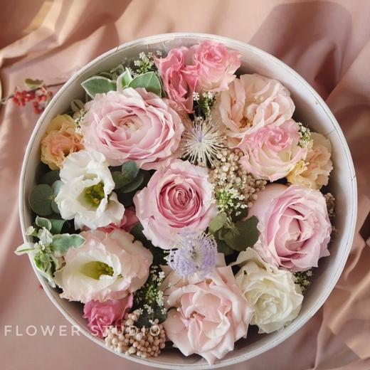 《惜时》圆形玫瑰礼盒 商品图0