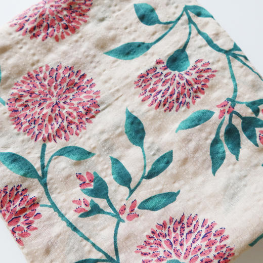 HUGOJIRO薄款长围巾插画粉色芍药 商品图3