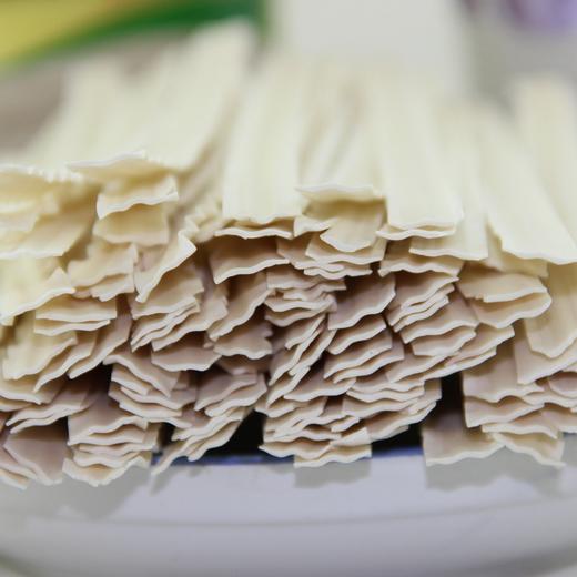 润泉 麦芯粉花边刀削面 麦芯粉制作 条条透亮 根根爽滑 营养丰富 商品图1